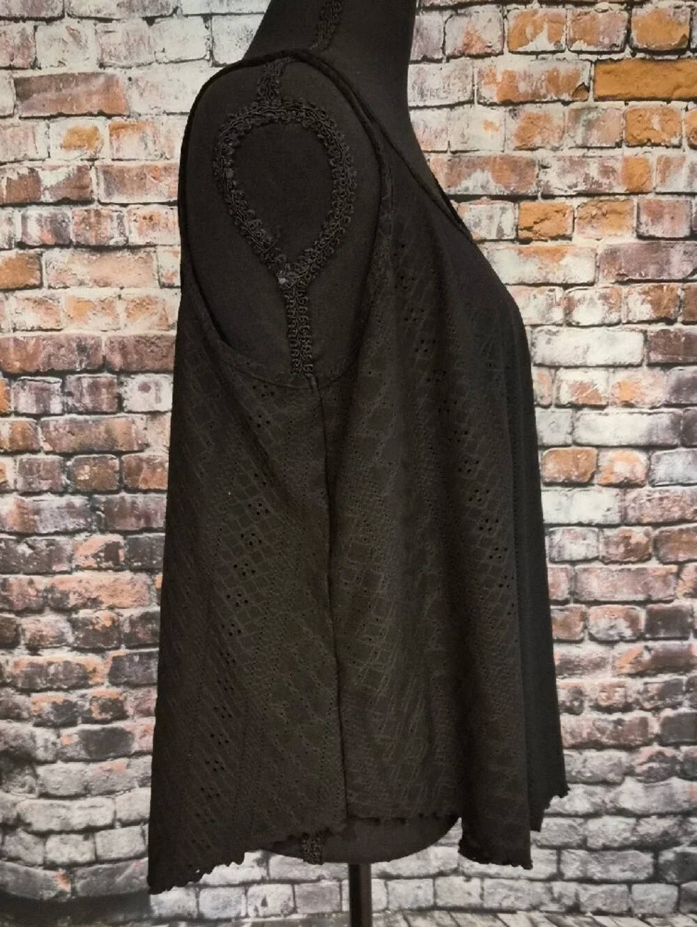 Sleeveless Black Eyelet Knit Tank Top - Women